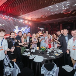 7.Gala Dinner